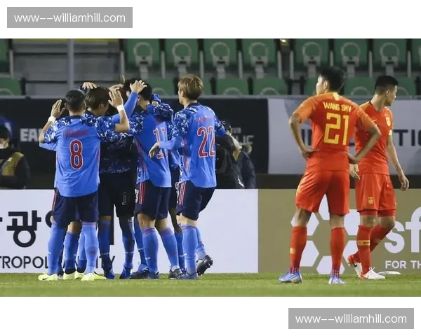 日本队28人名单旅欧球员占比超九成 富安健洋三笘薰回归